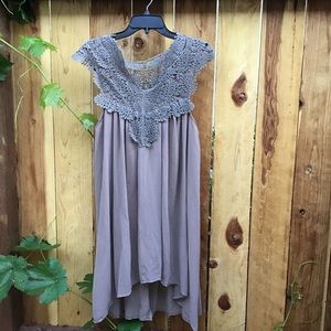 Comfort house dress size med/large